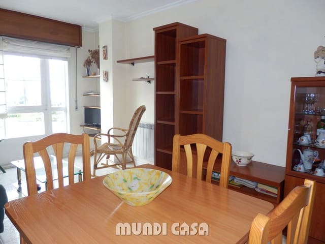 2 makuuhuone Huoneisto vuokrattavana paikassa Boiro mukana 
autotalli - 400 € (Ref: 10020299)