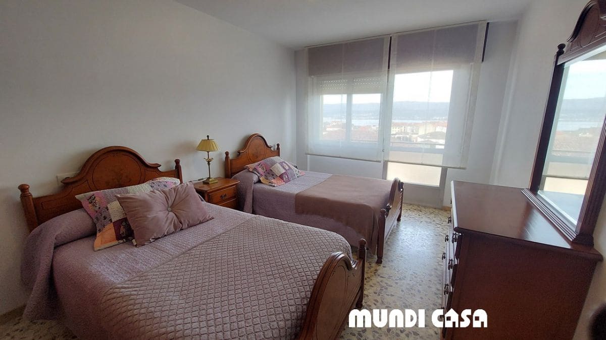4 bedroom Flat for sale in Rianxo - € 120,000 (Ref: 10020300)