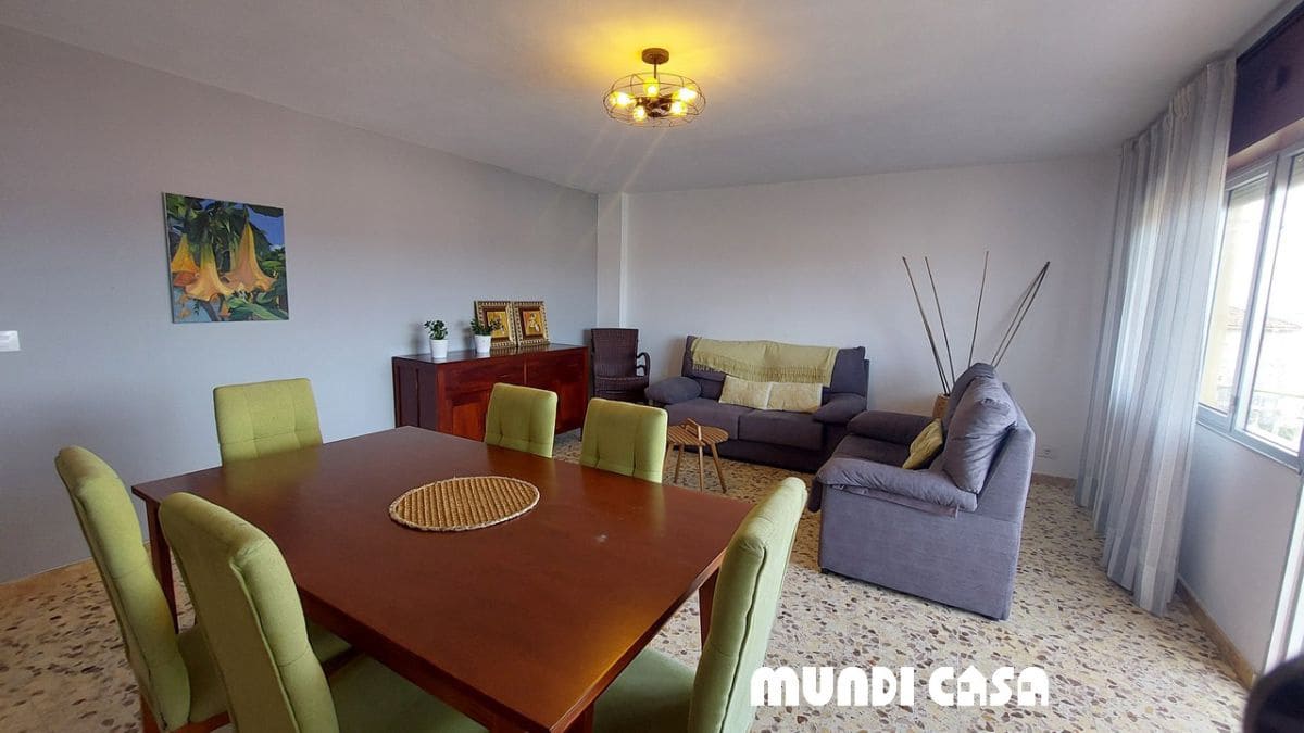 4 bedroom Flat for sale in Rianxo - € 120,000 (Ref: 10020300)