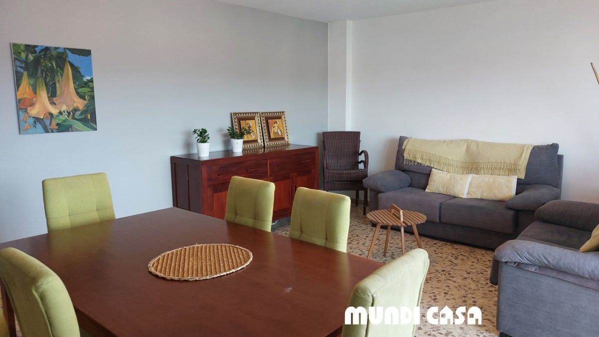 4 bedroom Flat for sale in Rianxo - € 120,000 (Ref: 10020300)