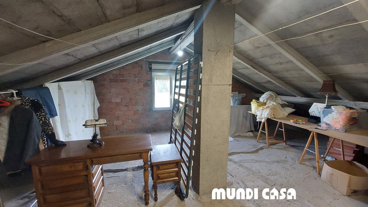 4 bedroom Flat for sale in Rianxo - € 120,000 (Ref: 10020300)