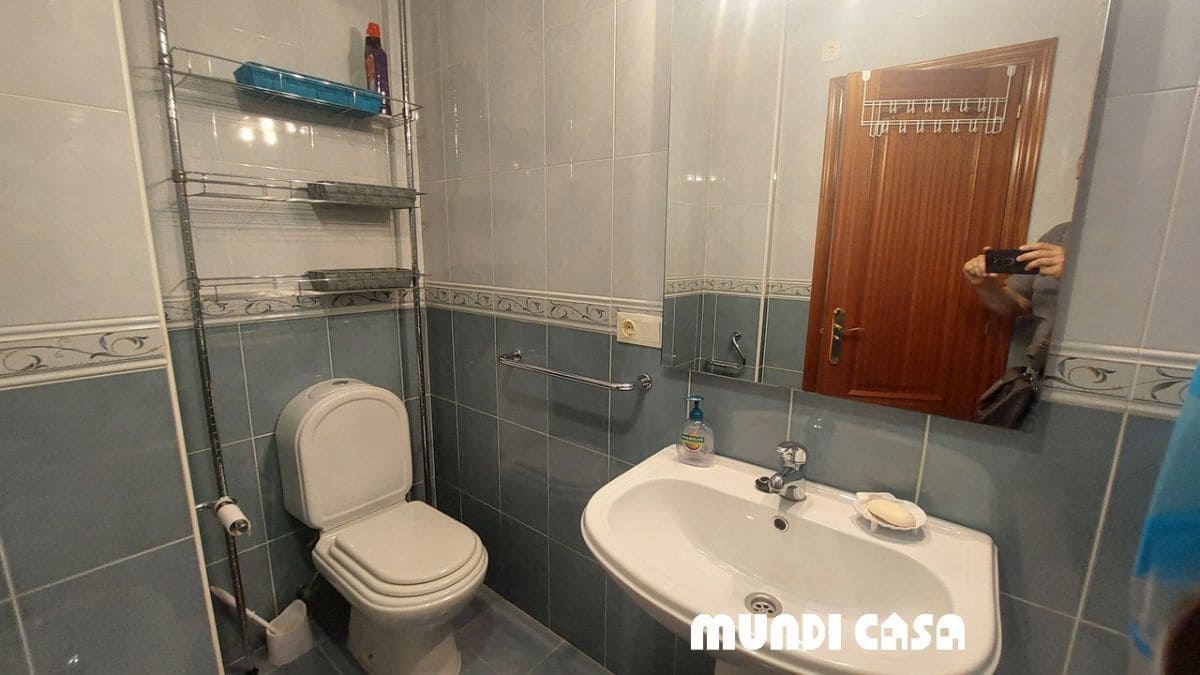 2 makuuhuone Huoneisto vuokrattavana paikassa Boiro - 550 € (Ref: 10020301)