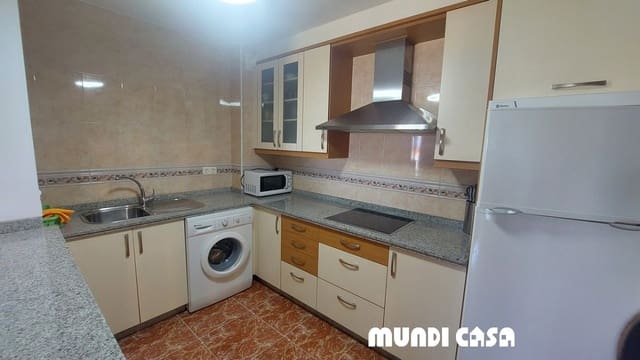 2 makuuhuone Huoneisto vuokrattavana paikassa Boiro - 550 € (Ref: 10020301)
