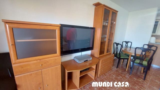 2 makuuhuone Huoneisto vuokrattavana paikassa Boiro - 550 € (Ref: 10020301)