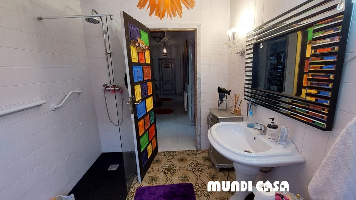 5 soveværelse Byhus til salg i A Pobra do Caraminal - € 560.000 (Ref: 6334110)