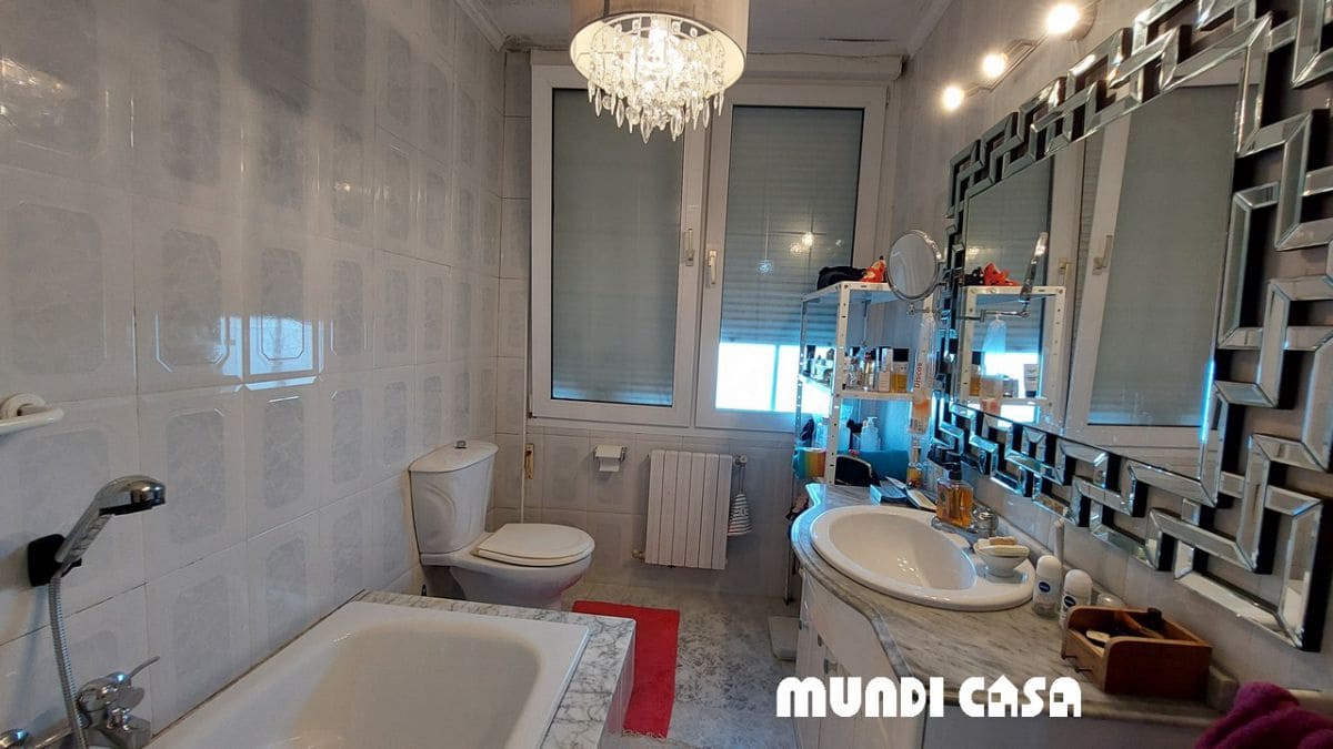 5 soveværelse Byhus til salg i A Pobra do Caraminal - € 560.000 (Ref: 6334110)