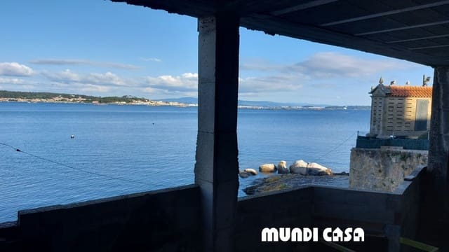 5 bedroom Townhouse for sale in A Pobra do Caramiñal - € 560,000 (Ref: 6334110)