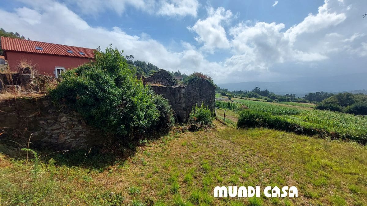 Byhus til salg i Lousame - € 19.900 (Ref: 7026119)