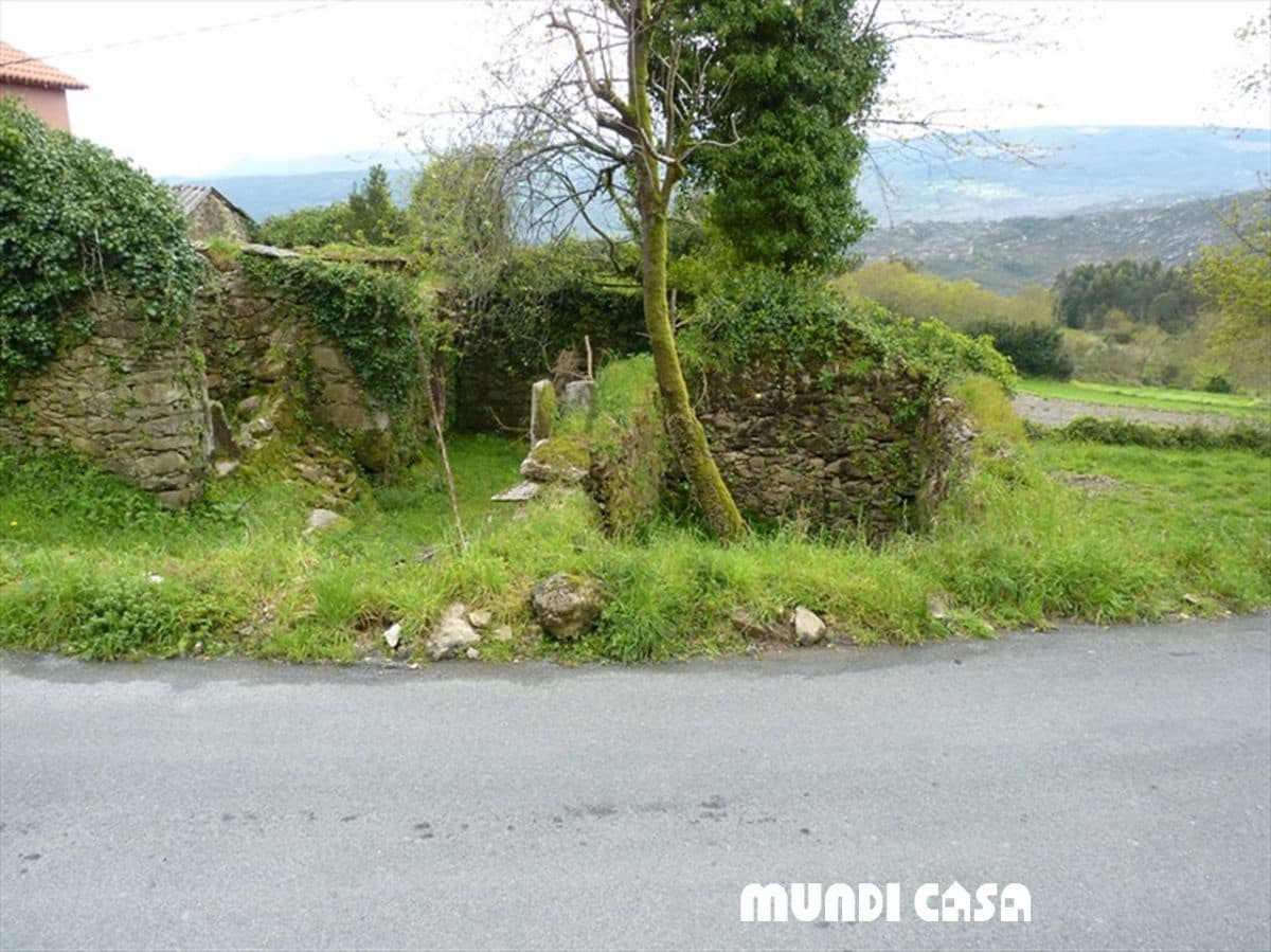 Byhus til salg i Lousame - € 19.900 (Ref: 7026119)