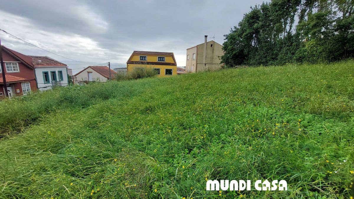 Grunde uden byggetilladelser til salg i Boiro - € 95.000 (Ref: 7155750)