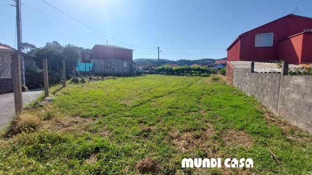 Ubebygd land til salgs i Boiro - € 75 000 (Ref: 7658267)
