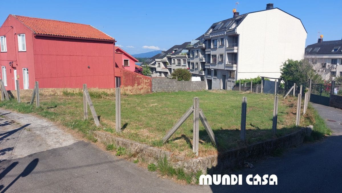 Grunde uden byggetilladelser til salg i Boiro - € 75.000 (Ref: 7658267)