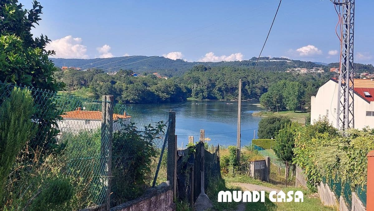 Grunde uden byggetilladelser til salg i Boiro - € 75.000 (Ref: 7658267)