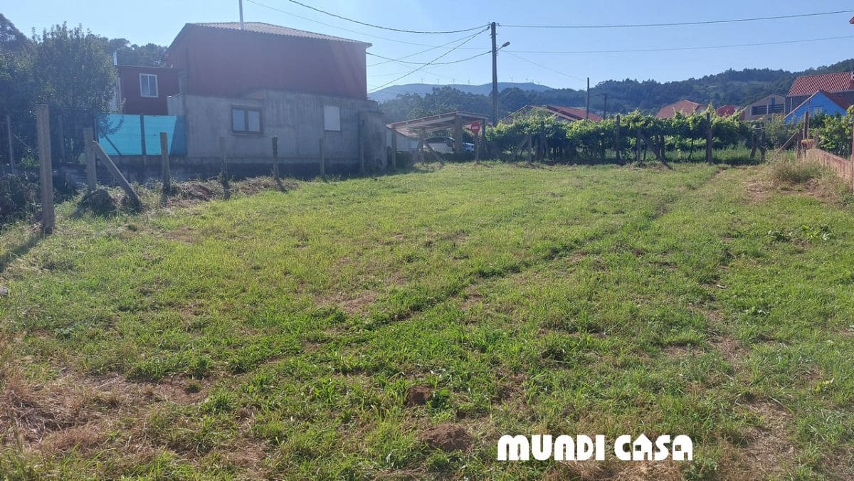 Grunde uden byggetilladelser til salg i Boiro - € 75.000 (Ref: 7658267)