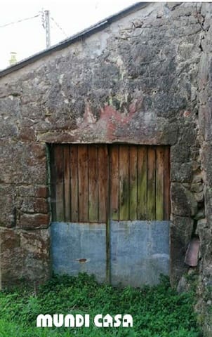 Townhouse for sale in Dodro - € 36,000 (Ref: 7662784)