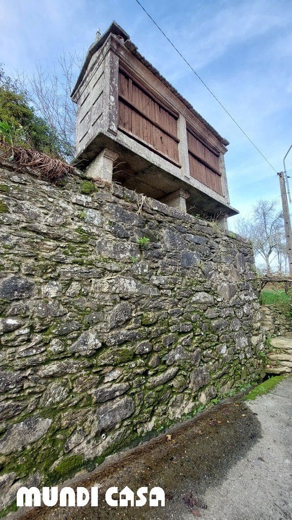 2 soveværelse Byhus til salg i Lousame - € 90.000 (Ref: 7935774)