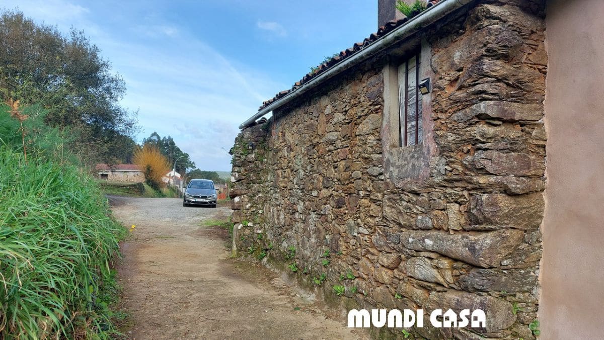 2 soveværelse Byhus til salg i Lousame - € 90.000 (Ref: 7935774)