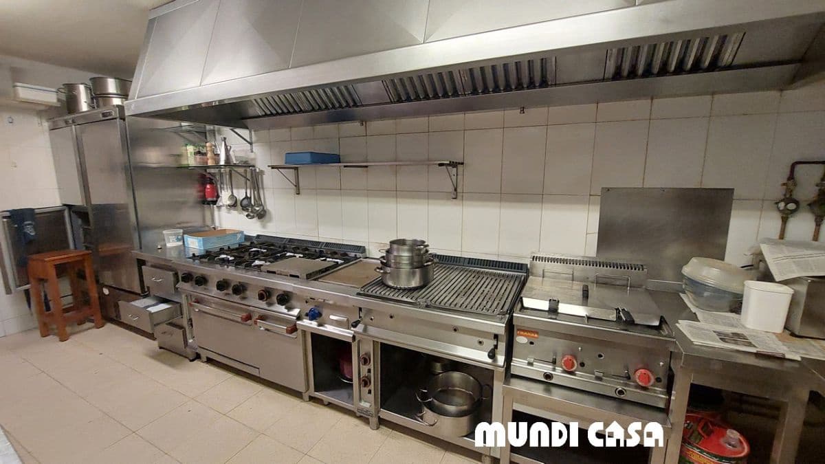 Erhverv til leje i Boiro - € 1.200 (Ref: 8002361)