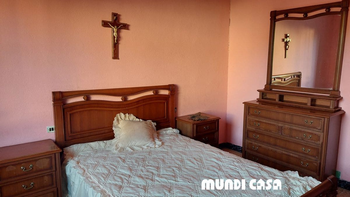 Hus til salgs i Boiro - € 80 000 (Ref: 8039129)