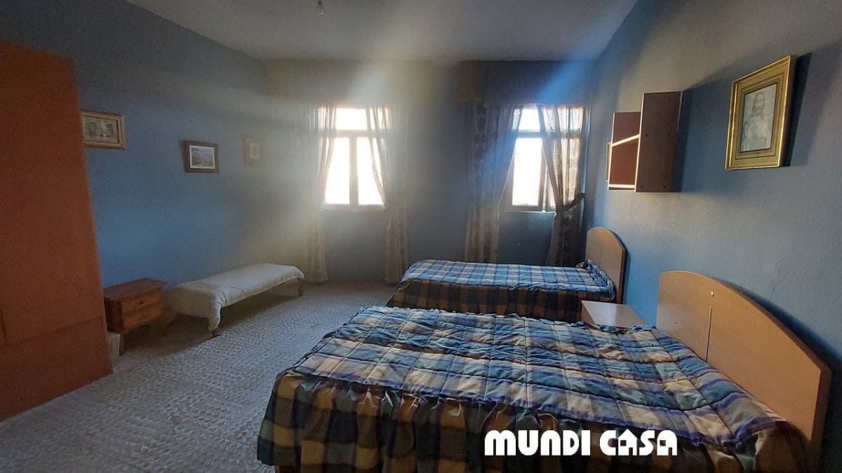 Hus til salgs i Boiro - € 80 000 (Ref: 8039129)