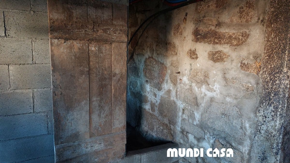 Hus til salgs i Boiro - € 80 000 (Ref: 8039129)