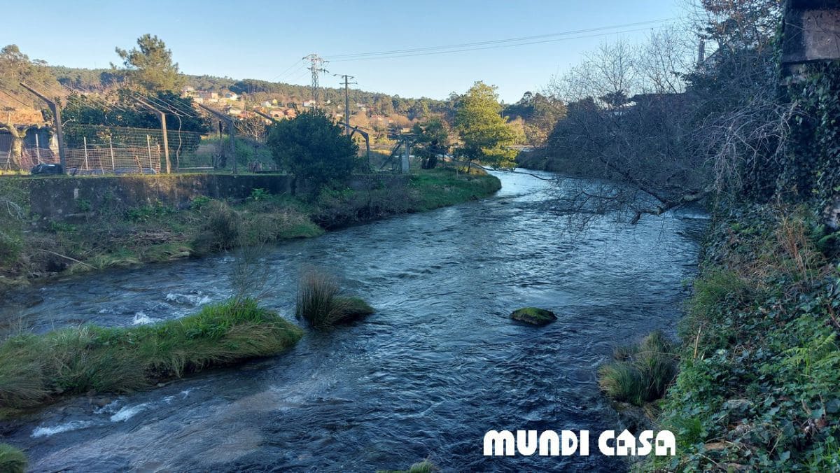 Hus til salgs i Boiro - € 80 000 (Ref: 8039129)