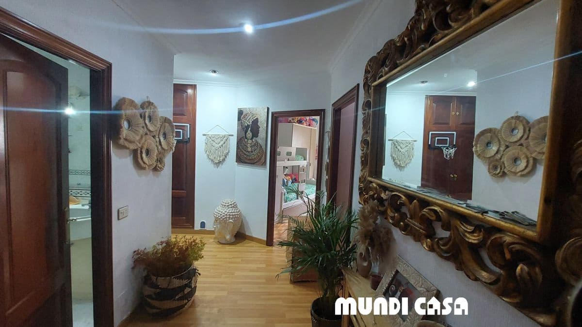 4 soveværelse Lejlighed til salg i Ribeira - € 149.000 (Ref: 8305062)