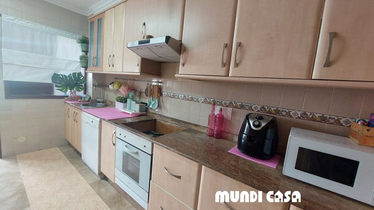 4 soveværelse Lejlighed til salg i Ribeira - € 149.000 (Ref: 8305062)