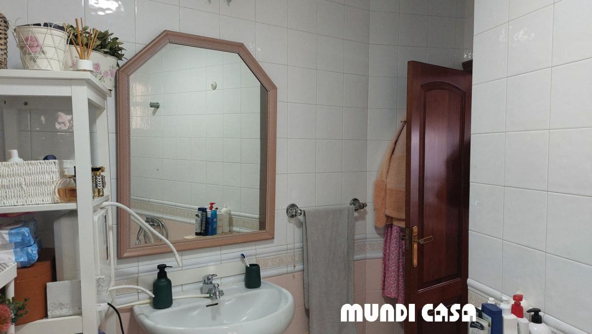 4 soveværelse Lejlighed til salg i Ribeira - € 149.000 (Ref: 8305062)