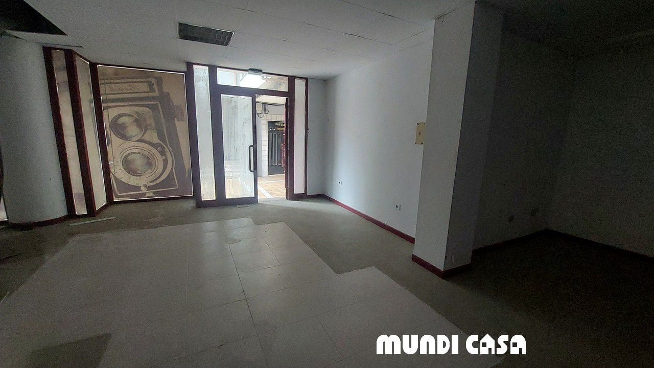 Erhverv til leje i Boiro - € 240 (Ref: 8622554)