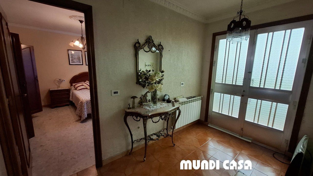 4 soveværelse Byhus til salg i Boiro med garage - € 245.000 (Ref: 8812132)