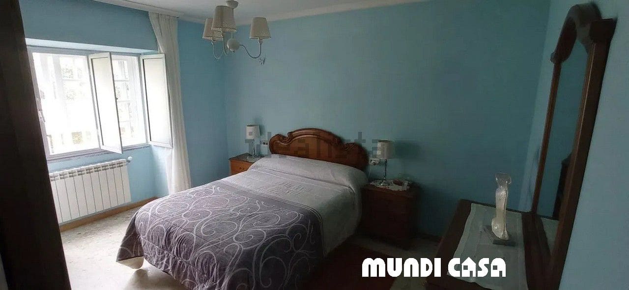 4 soveværelse Byhus til salg i Boiro med garage - € 245.000 (Ref: 8812132)