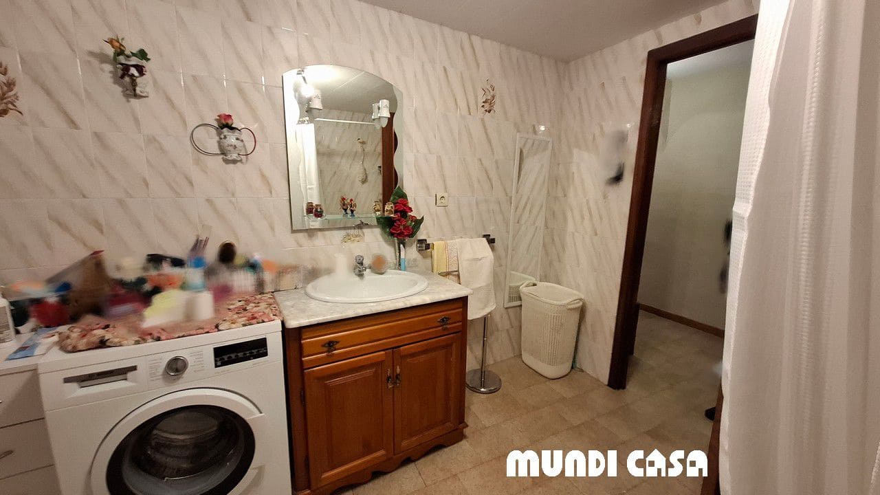 4 soveværelse Byhus til salg i Boiro med garage - € 245.000 (Ref: 8812132)