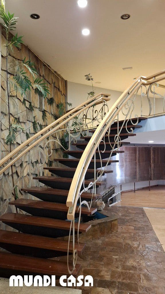 1 bedroom Commercial for rent in Boiro - € 800 (Ref: 8920068)