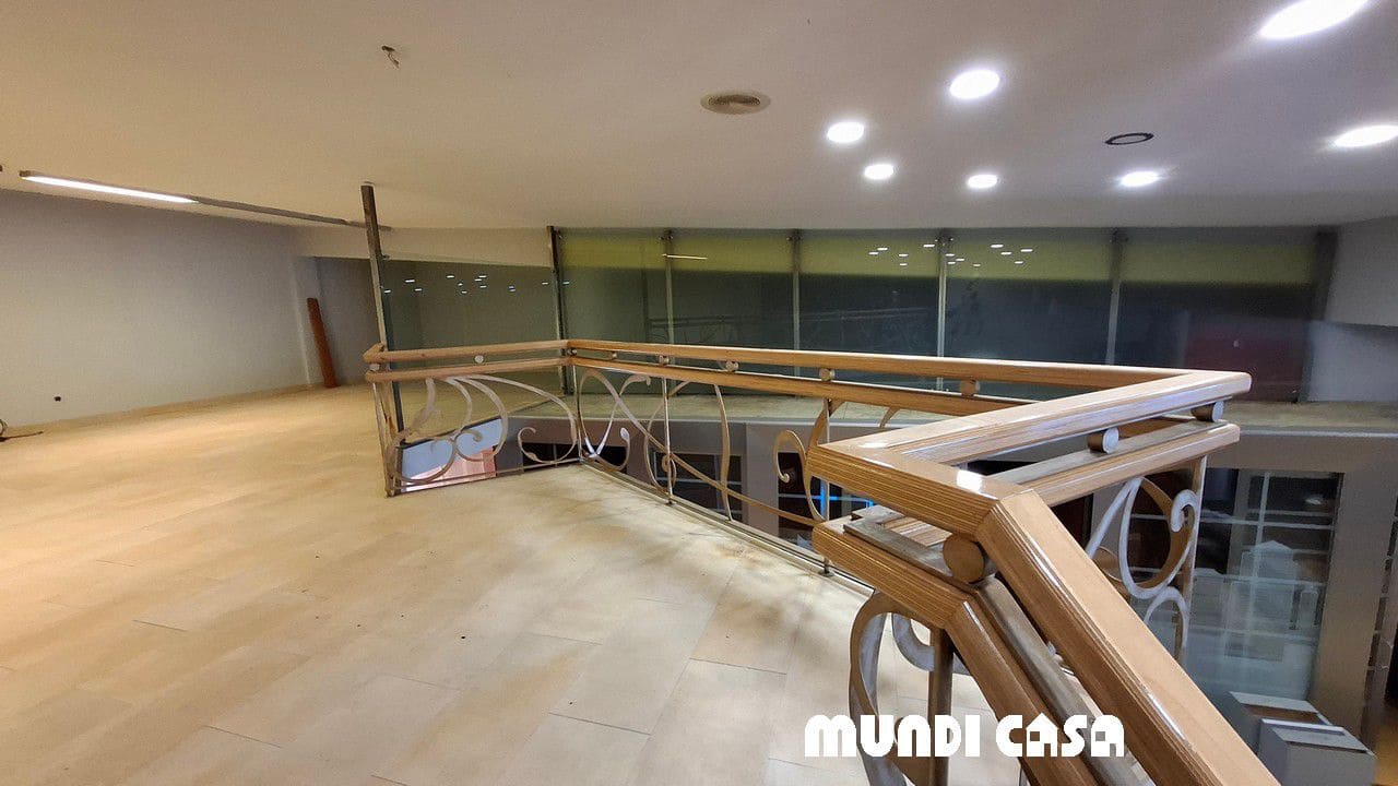 1 bedroom Commercial for rent in Boiro - € 800 (Ref: 8920068)
