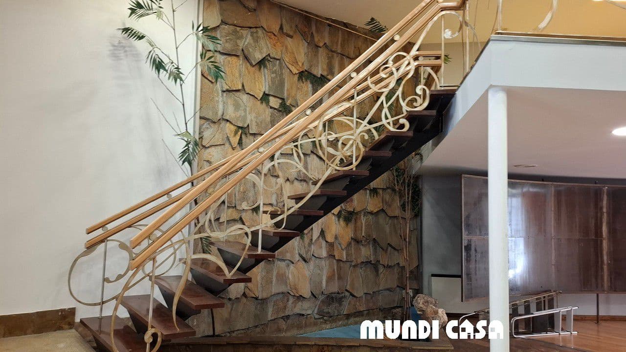 1 bedroom Commercial for rent in Boiro - € 800 (Ref: 8920068)