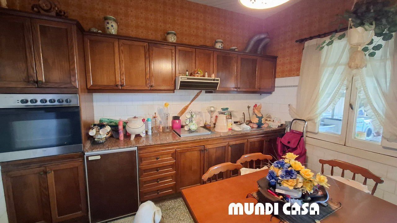 4 chambre Maison de Ville à vendre à A Pobra do Caraminal - 199 000 € (Ref: 9001544)