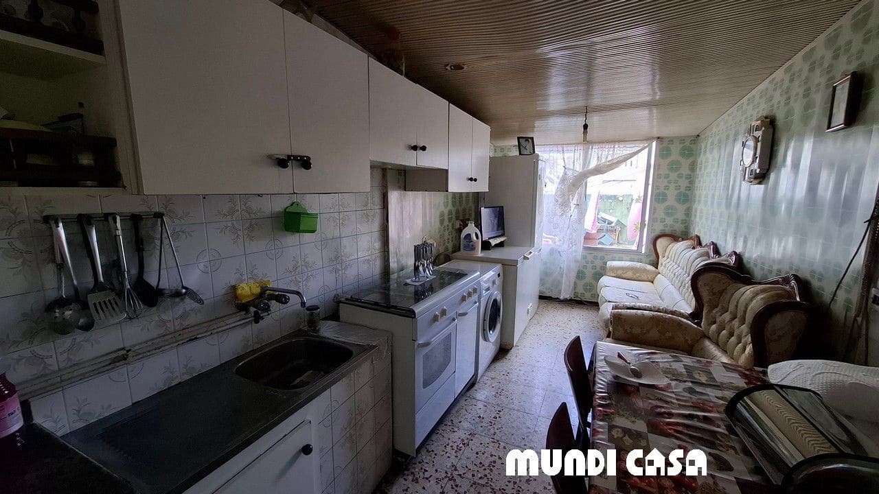 4 chambre Maison de Ville à vendre à A Pobra do Caraminal - 199 000 € (Ref: 9001544)