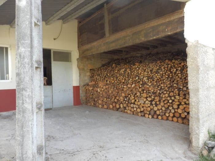 6 soveværelse Byhus til salg i Lousame - € 230.000 (Ref: 9114497)