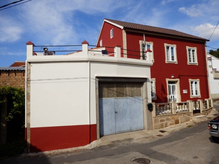 6 soveværelse Byhus til salg i Lousame - € 230.000 (Ref: 9114497)