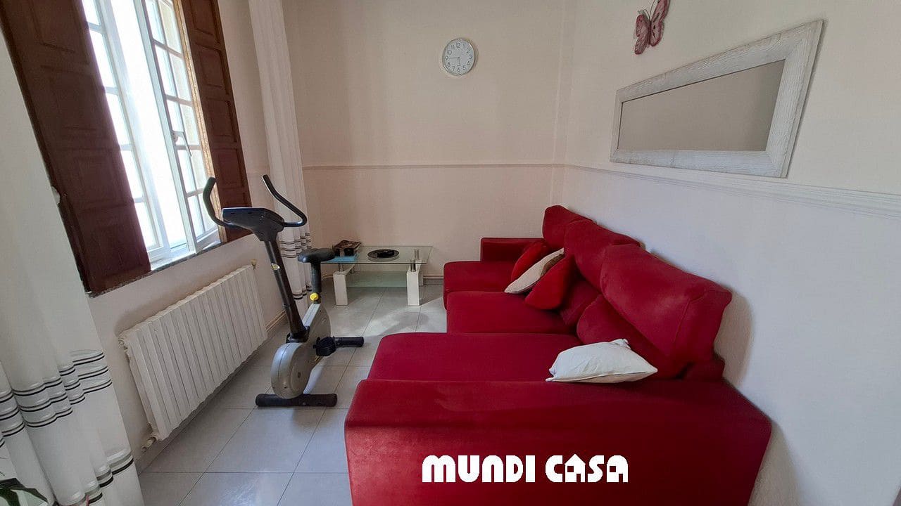 6 soveværelse Byhus til salg i Lousame - € 230.000 (Ref: 9114497)