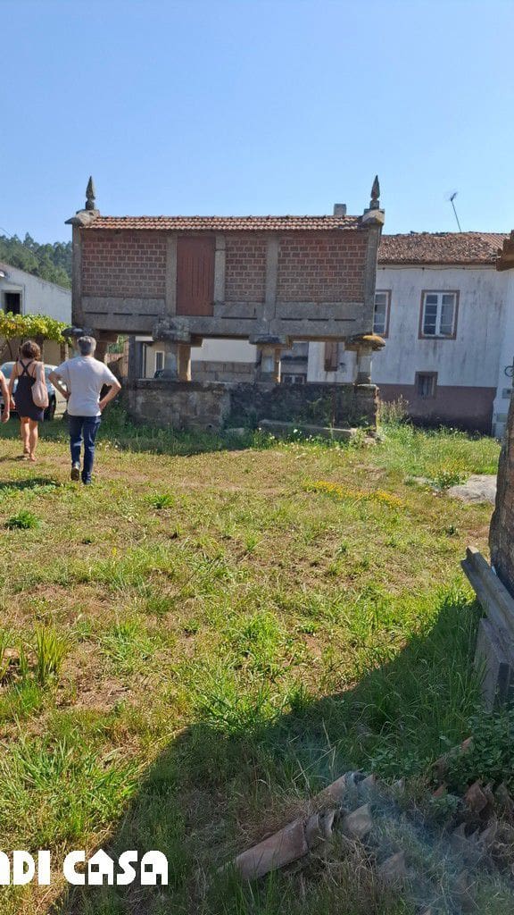 6 soveværelse Byhus til salg i Lousame - € 230.000 (Ref: 9114497)