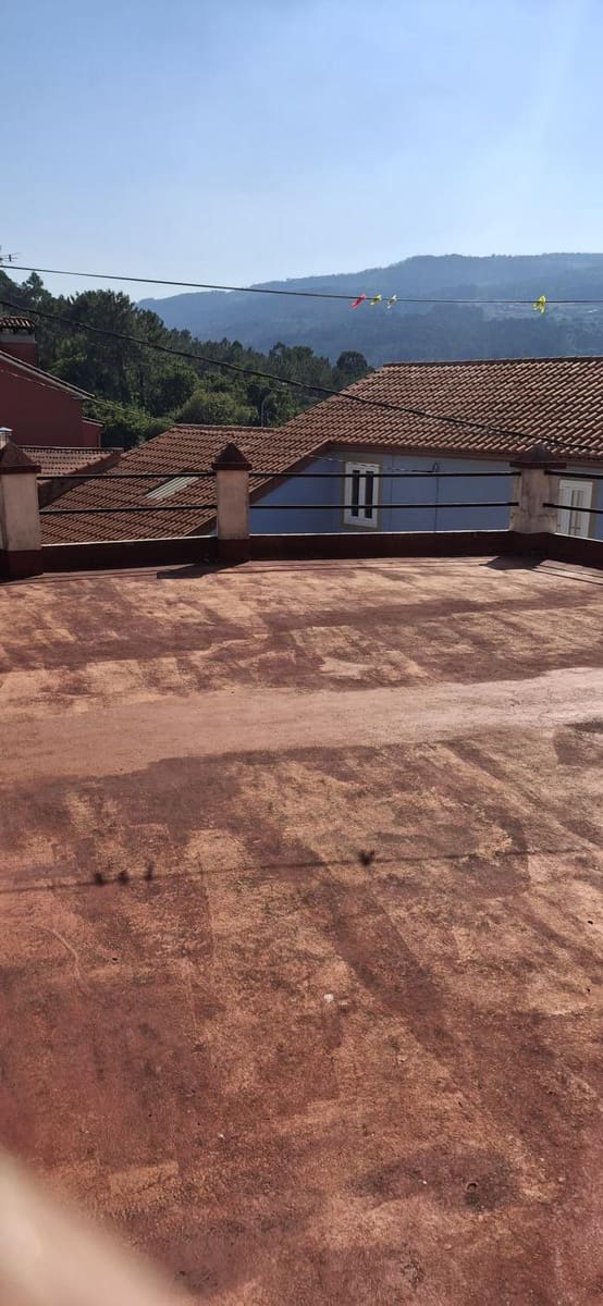 6 soveværelse Byhus til salg i Lousame - € 230.000 (Ref: 9114497)