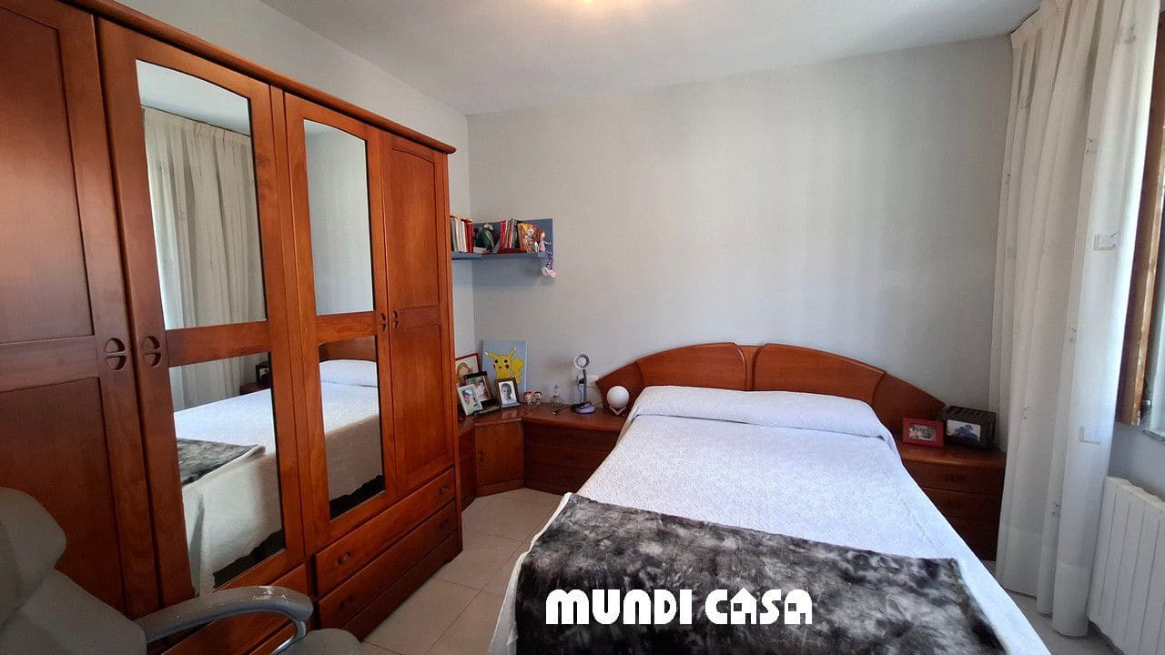 6 soveværelse Byhus til salg i Lousame - € 230.000 (Ref: 9114497)