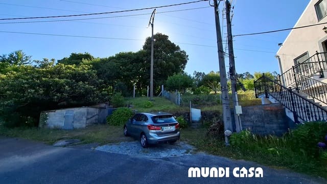 Casa de 6 habitaciones en Boiro en venta - 300.000 € (Ref: 9134702)