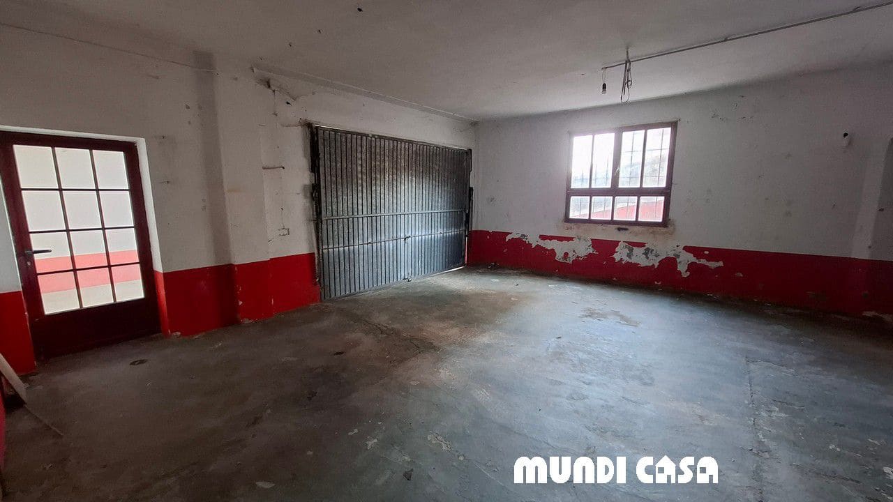 6 soveværelse Byhus til salg i Boiro med garage - € 285.000 (Ref: 9149676)