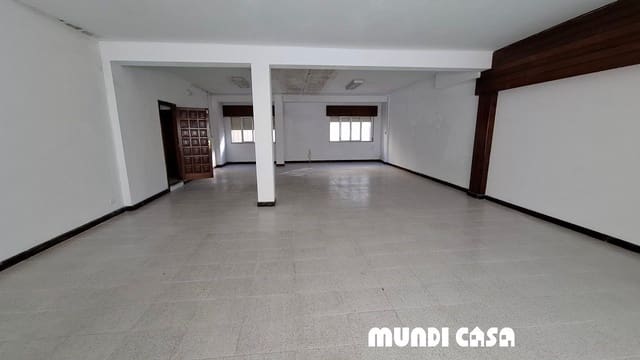 6 slaapkamer Huis te koop in Boiro met garage - € 285.000 (Ref: 9149676)