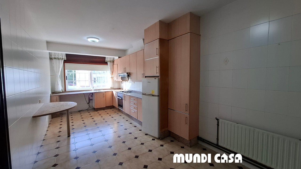 6 soveværelse Byhus til salg i Boiro med garage - € 285.000 (Ref: 9149676)