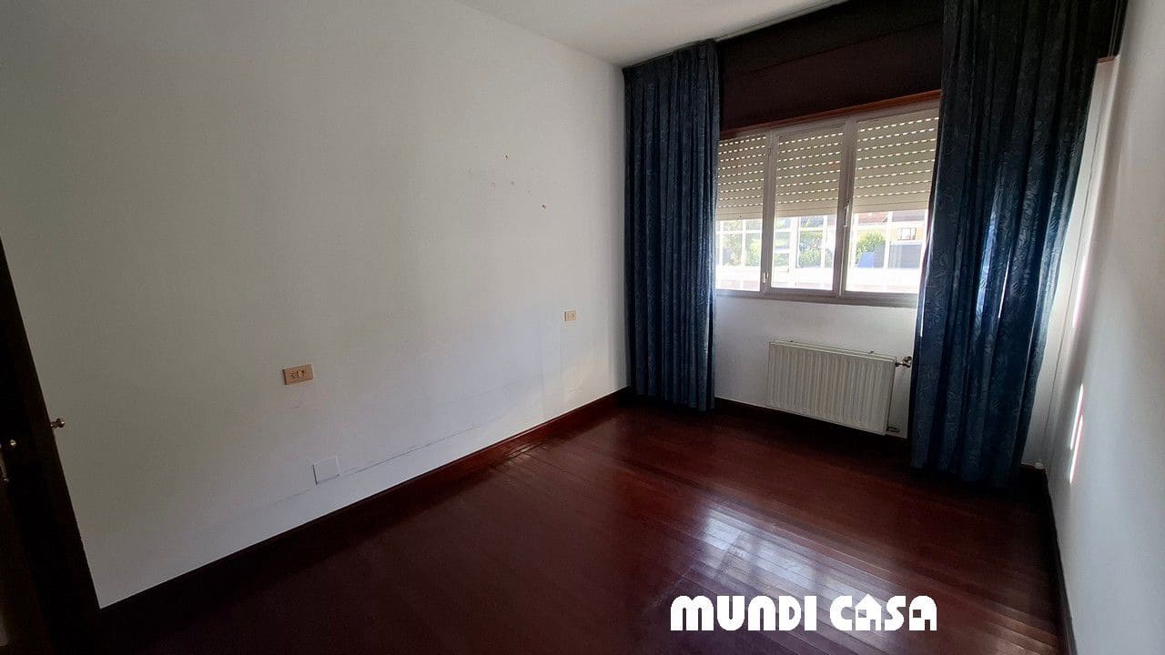 6 soveværelse Byhus til salg i Boiro med garage - € 285.000 (Ref: 9149676)