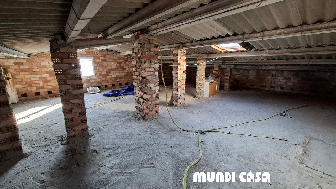 6 soveværelse Byhus til salg i Boiro med garage - € 285.000 (Ref: 9149676)